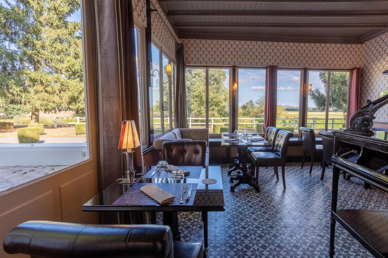 Logis Auberge Du Port Bazeilles Exteriér fotografie